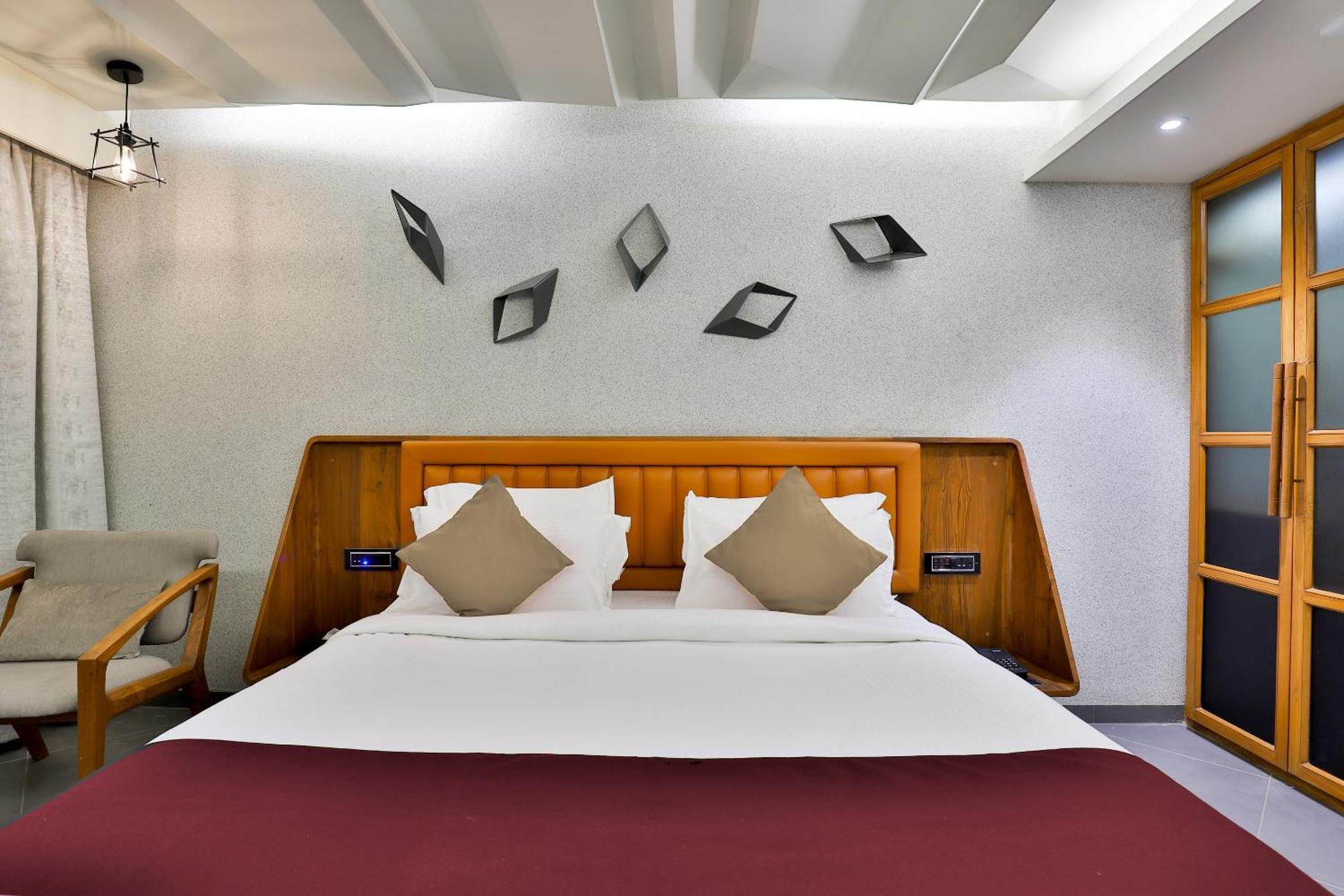 Keys Select By Lemon Tree Hotels, Gandhi Ashram, Ahmedabad Exterior photo